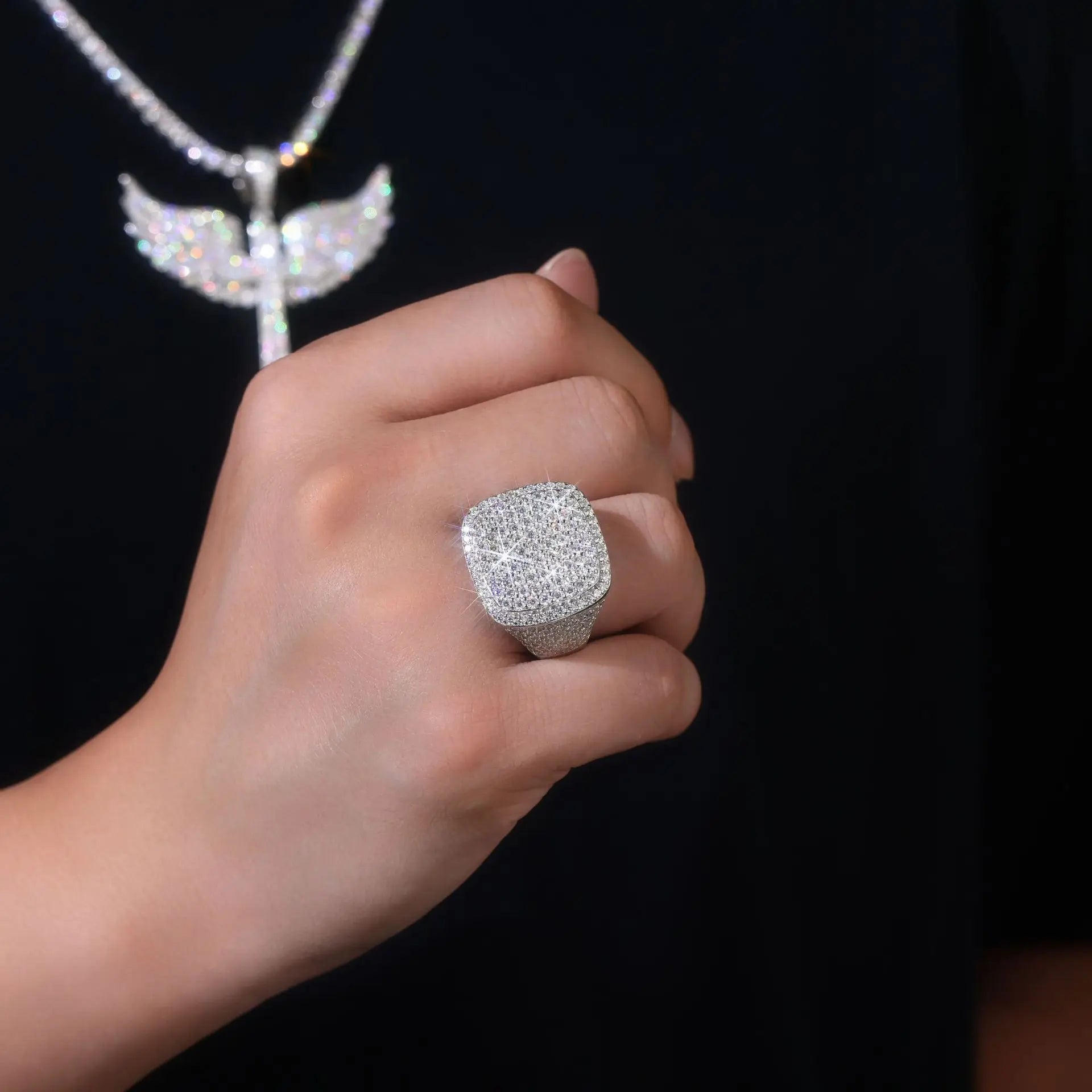  Ice Ring (モアサナイト) LUXVANE VVS MOISSANITE ICE RING