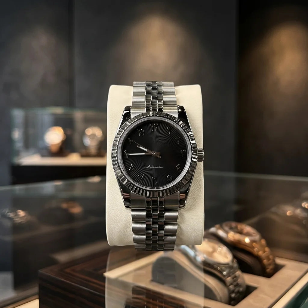 LUXVANE VINTAGE DIVER WATCH