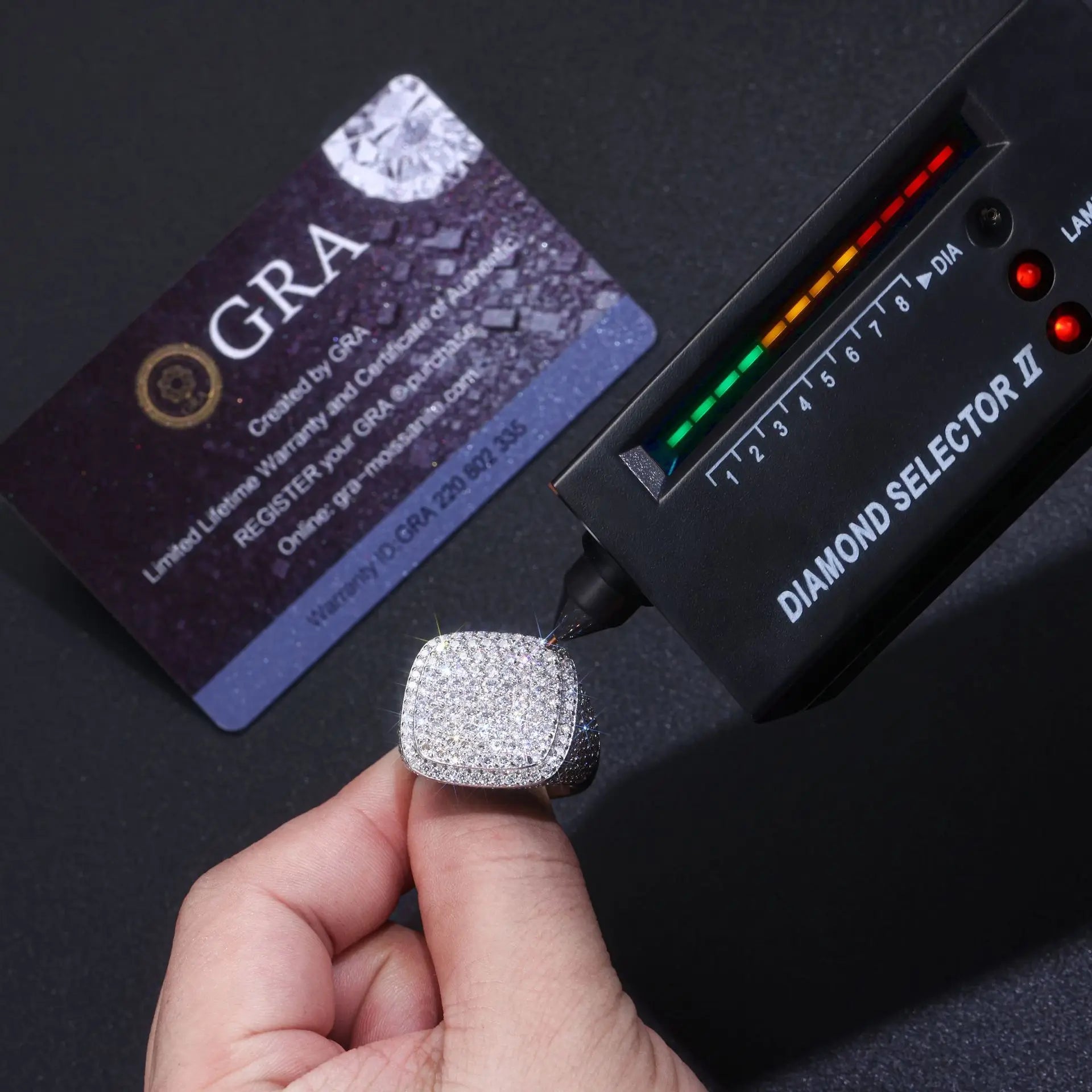 LUXVANE VVS MOISSANITE ICE RING